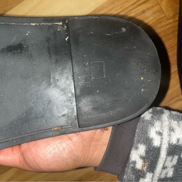 my old fendi slides - Picture 4 of 5